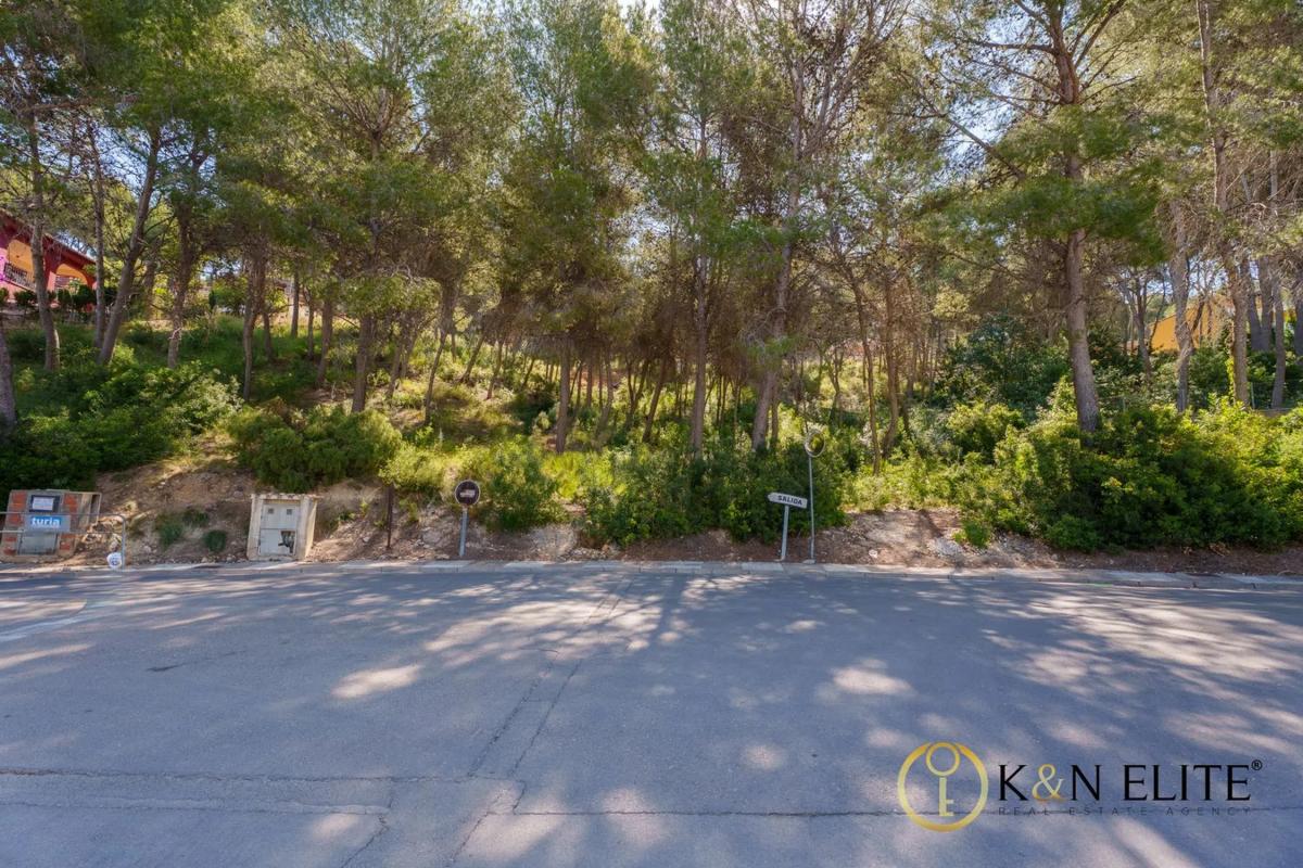 Terreno en venta en Chiva, Valencia photo 4