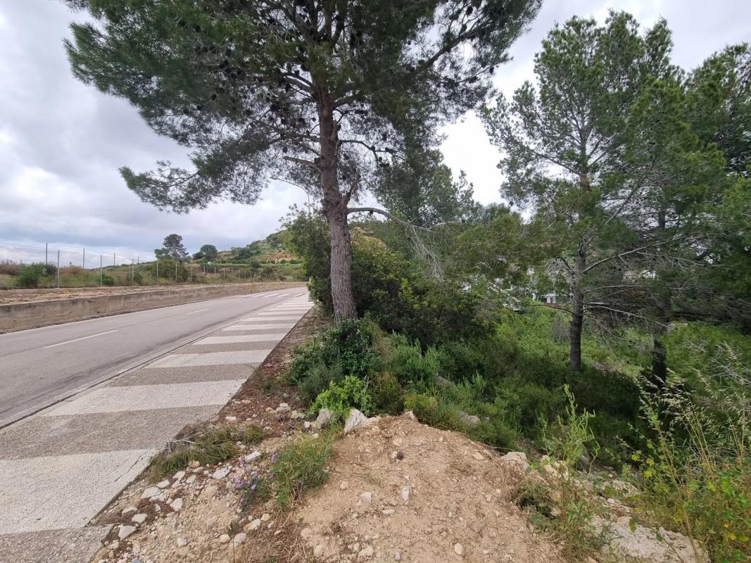 Terreno en venta en Chiva, Valencia photo 4