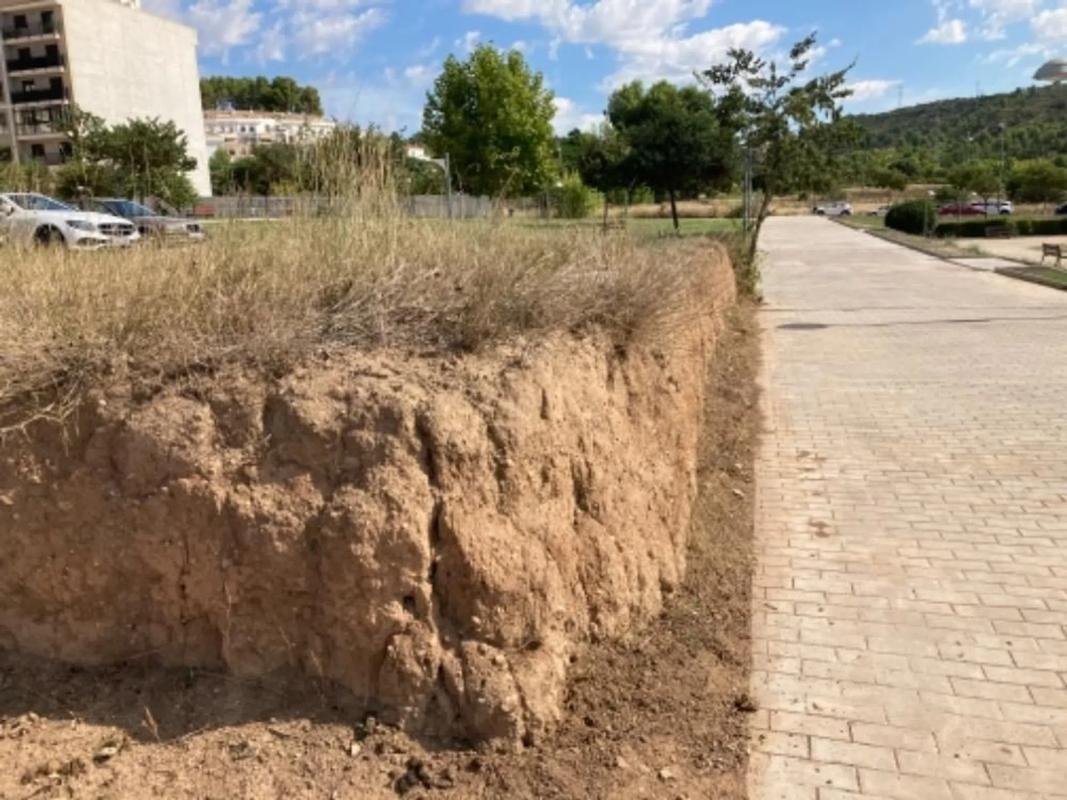 Terreno en venta en Buñol, Valencia photo 2