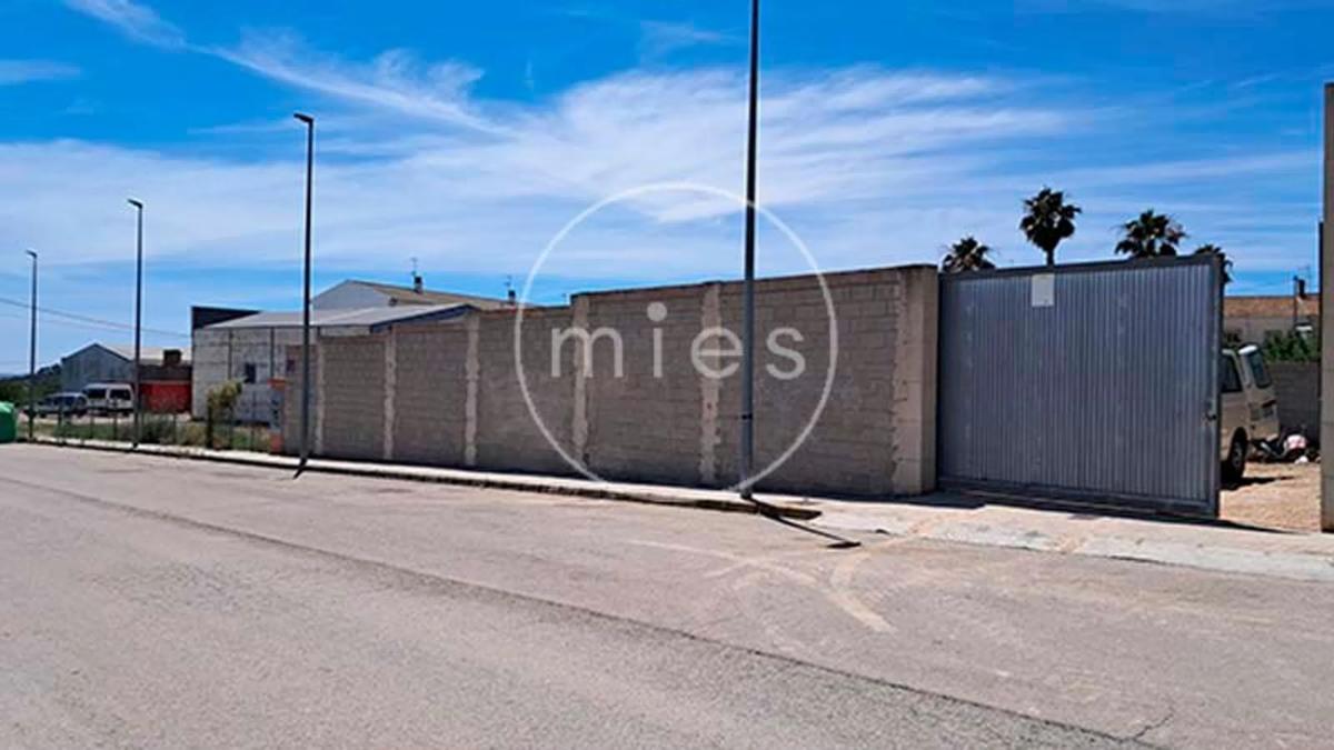 Terreno en venta en Yatova, Valencia photo 2