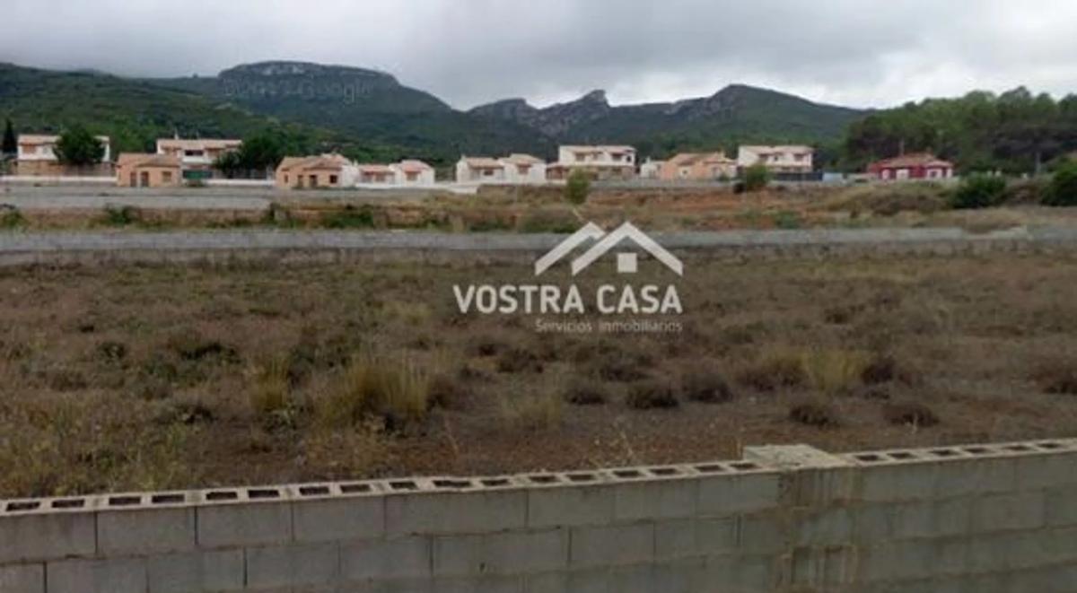 Terreno en venta en Macastre, Valencia photo 2
