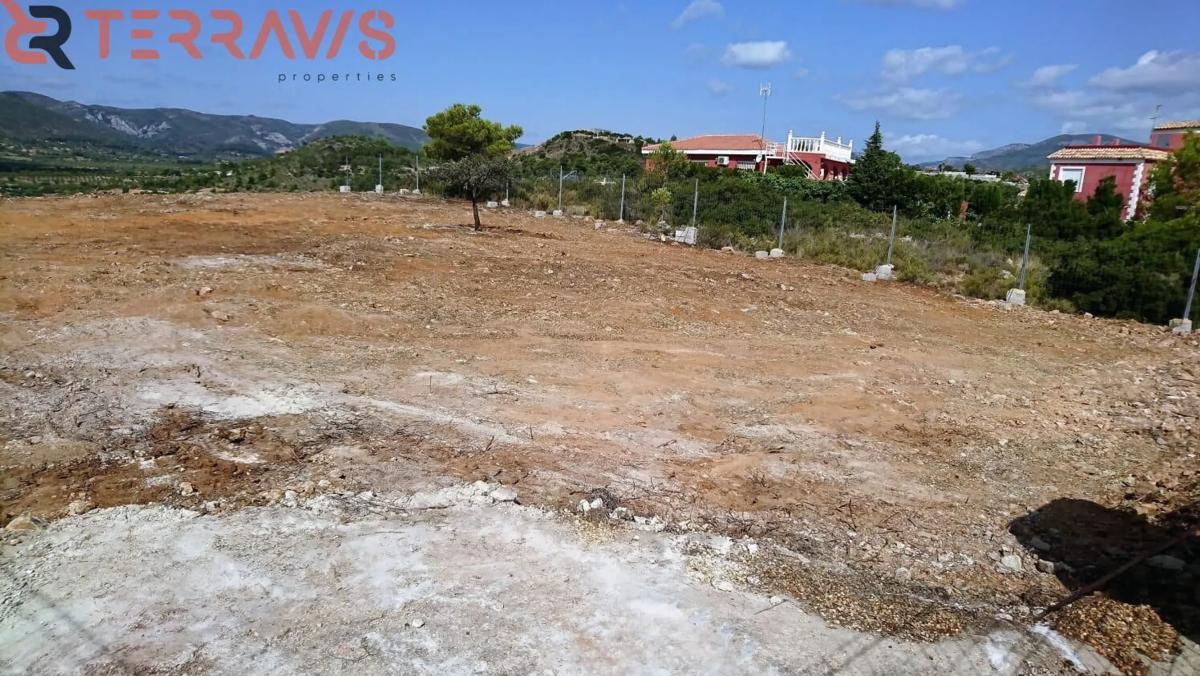 Terreno en venta en Chiva, Valencia photo 3