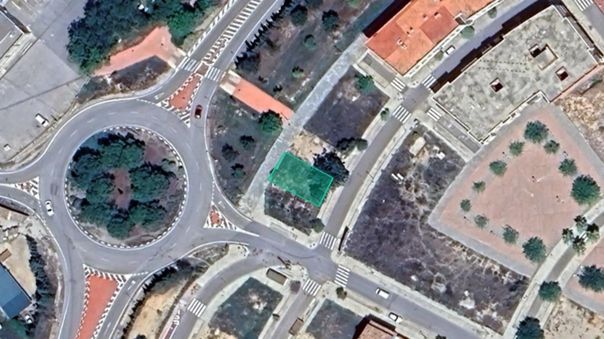 Terreno en venta en Cheste, Valencia photo 2