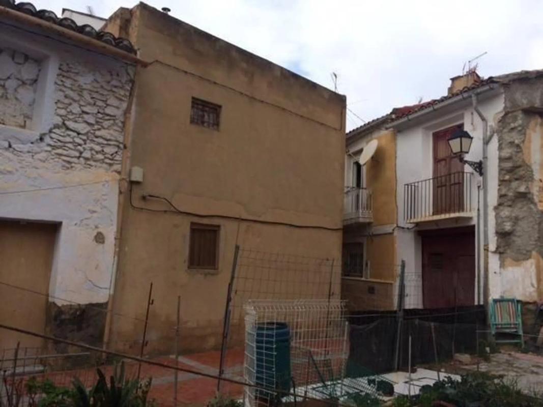 Terreno en venta en Cheste, Valencia photo 3