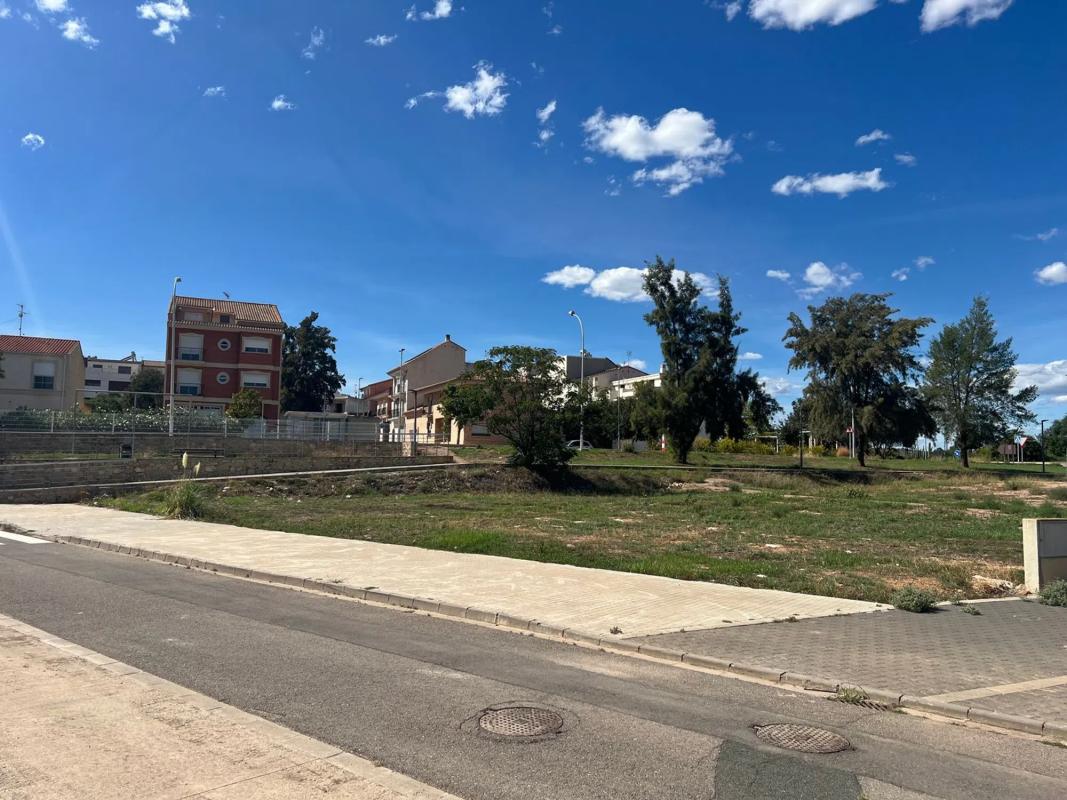 Terreno en venta en Cheste, Valencia photo 2