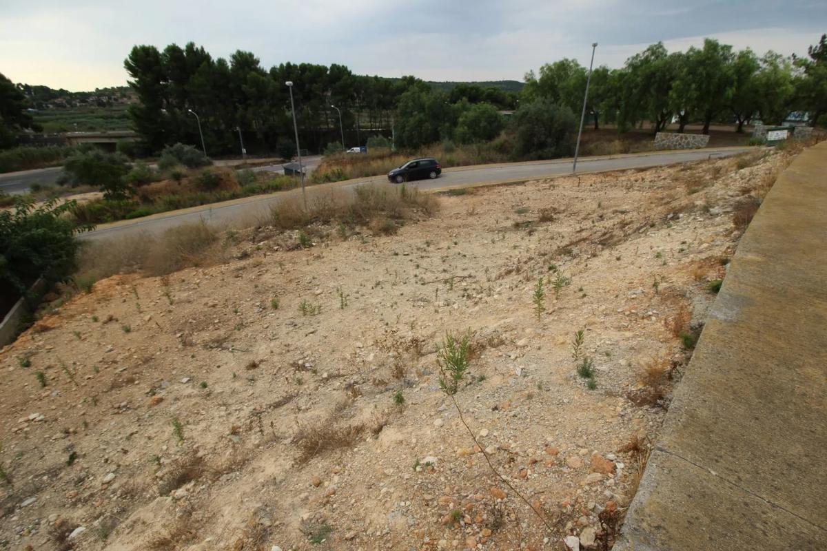 Terreno en venta en Chiva, Valencia photo 5