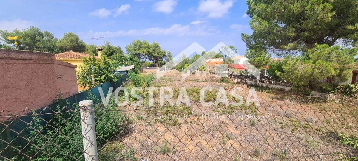 Участок земли на продажу в Чива, Валенсия photo 3