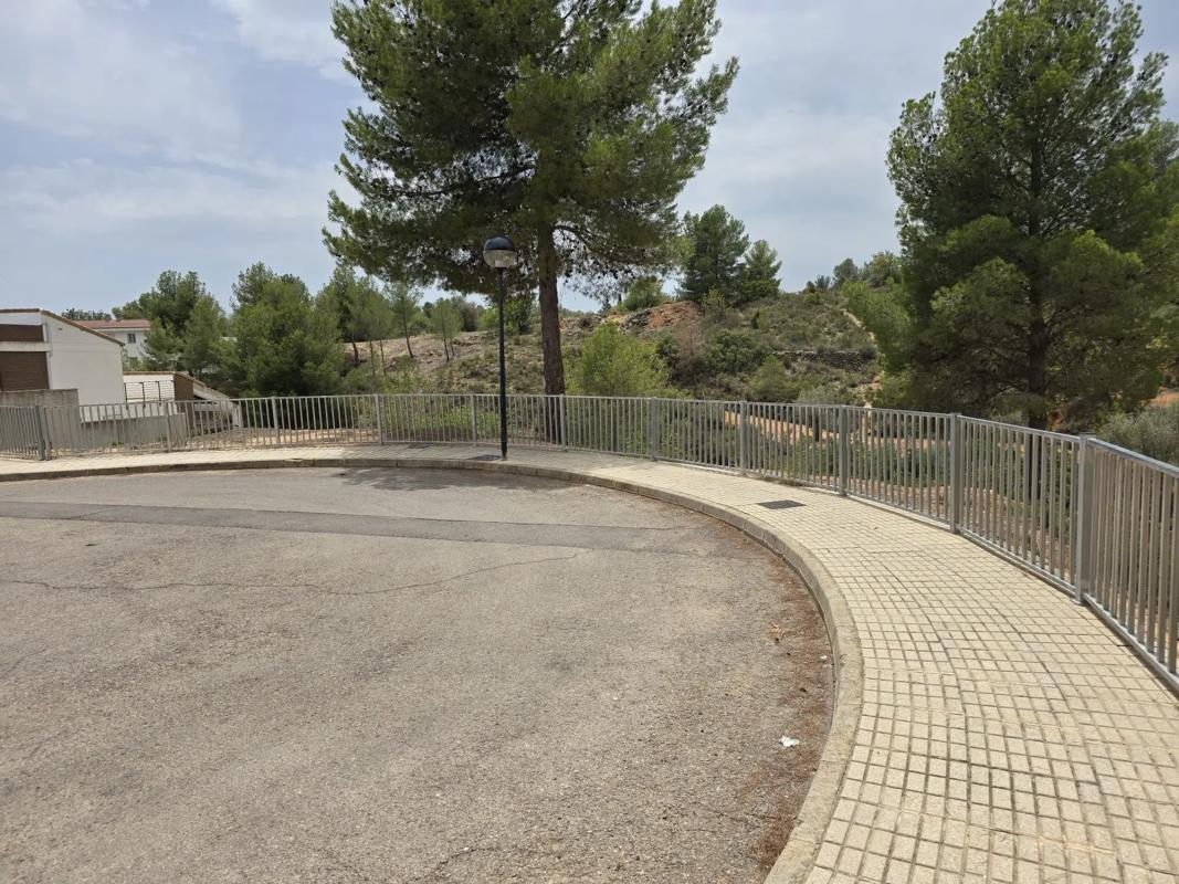 Terreno en venta en Alborache, Valencia photo 4