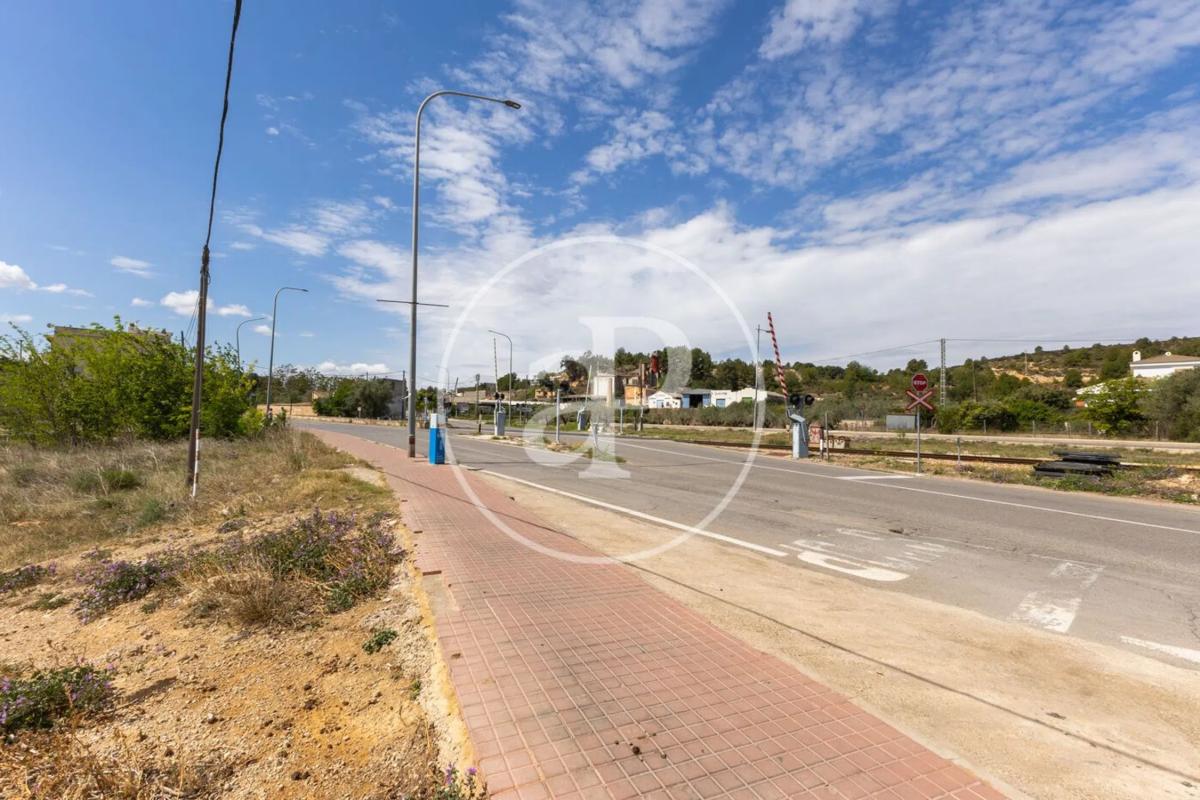 Land for sale in Chiva, Valencia photo 2