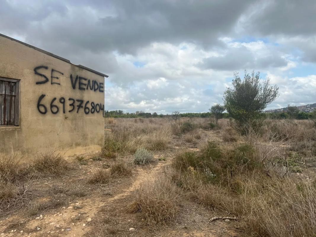 Terreno en venta en Chiva, Valencia photo 2