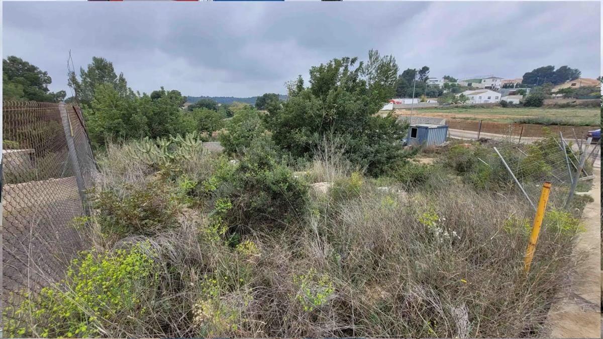 Terreno en venta en Cheste, Valencia photo 2