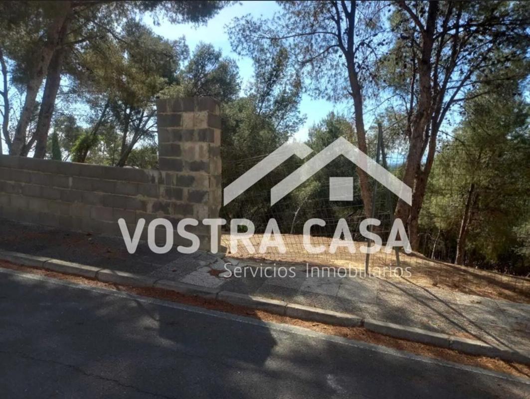 Terreno en venta en Chiva, Valencia photo 1