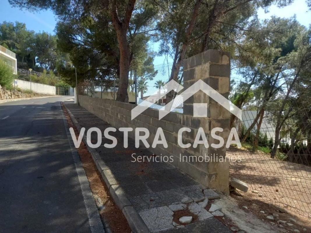 Terreno en venta en Chiva, Valencia photo 2