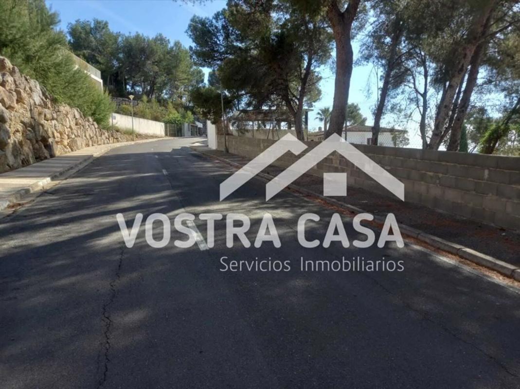 Terreno en venta en Chiva, Valencia photo 3