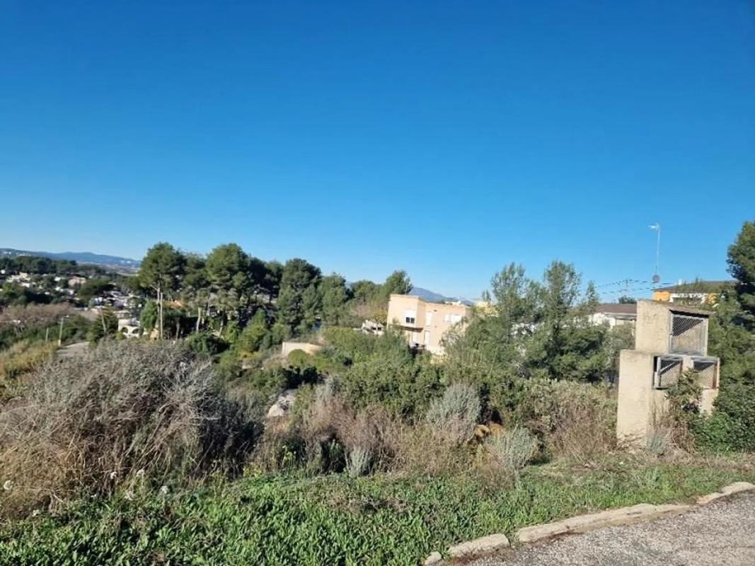 Terreno en venta en Godelleta, Valencia photo 1