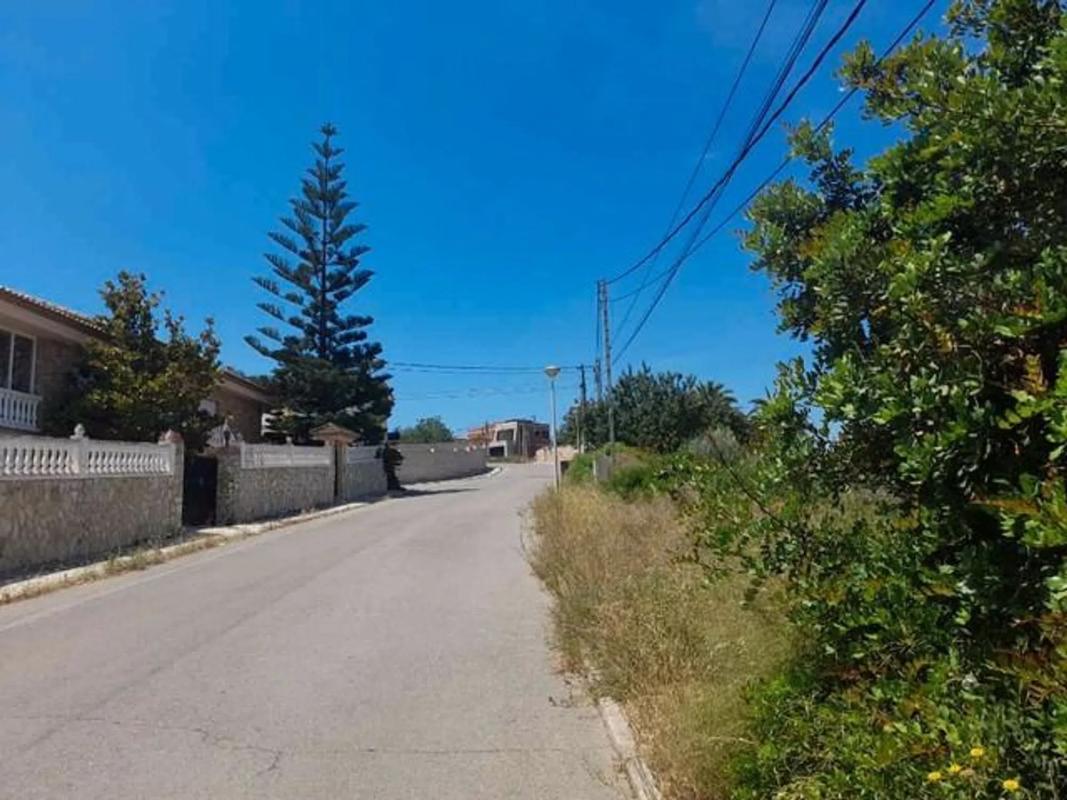 Terreno en venta en Chiva, Valencia photo 3