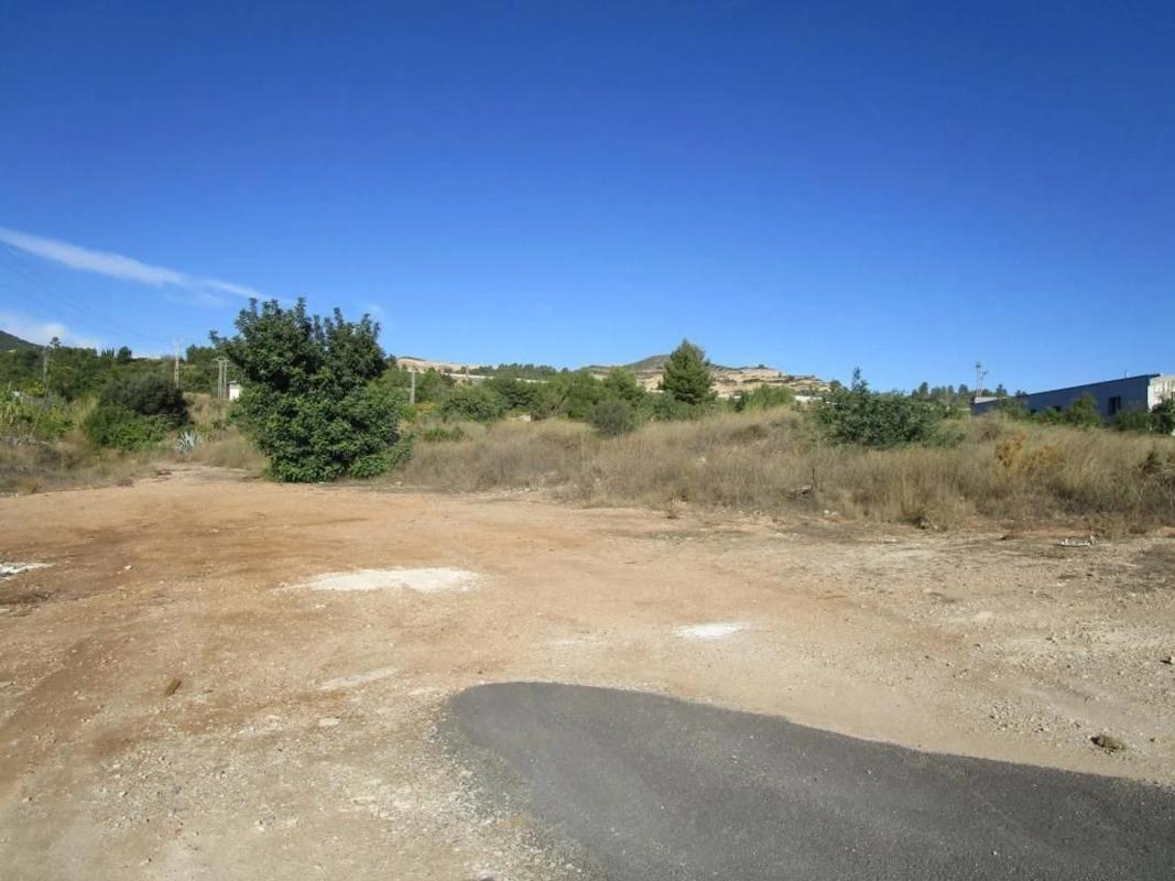 Terreno en venta en Buñol, Valencia photo 3