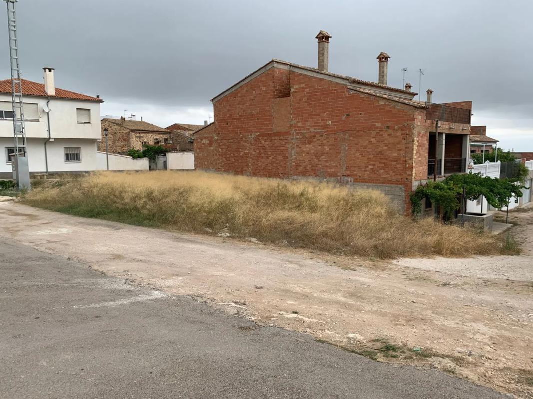 Terreno en venta en Yatova, Valencia photo 3