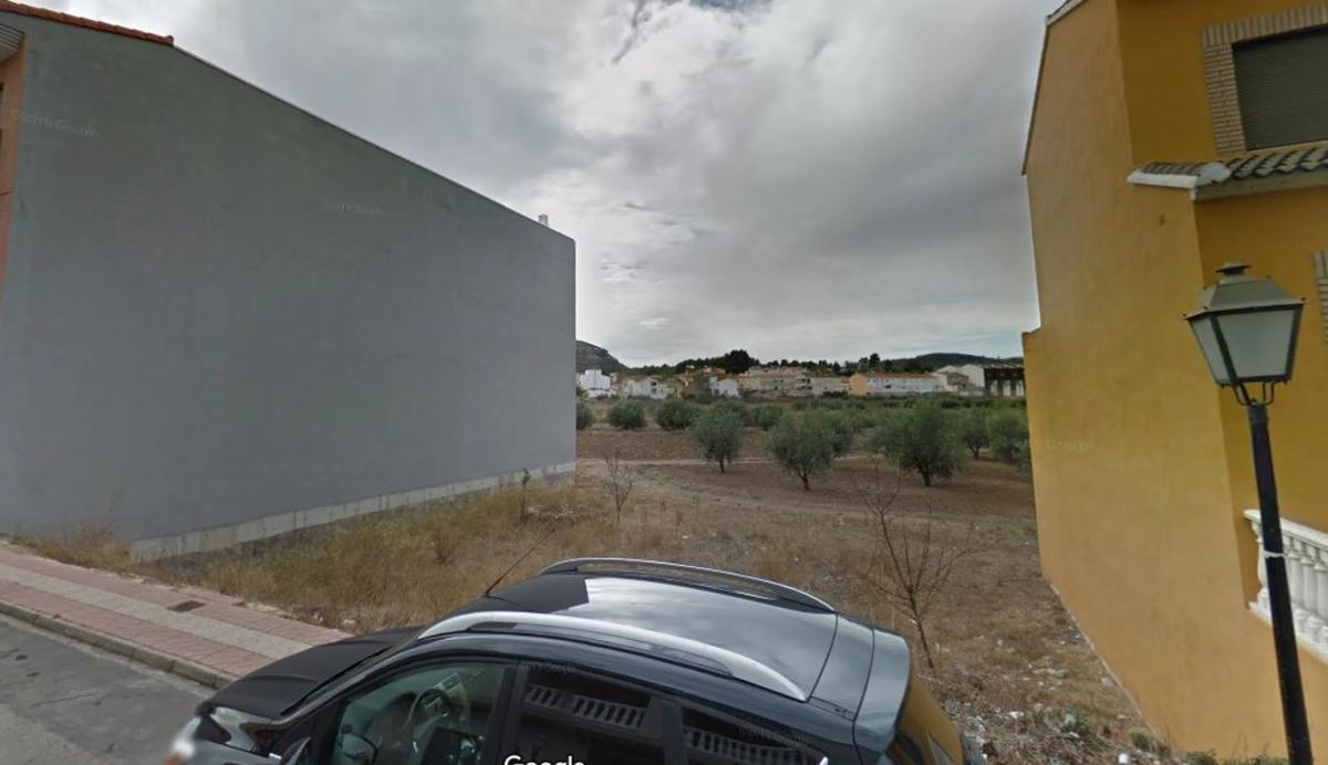 Terreno en venta en Yatova, Valencia photo 1
