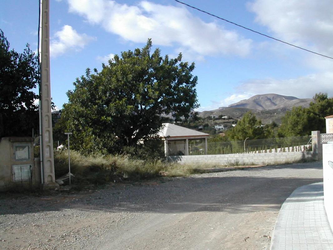 Terreno en venta en Chiva, Valencia photo 1