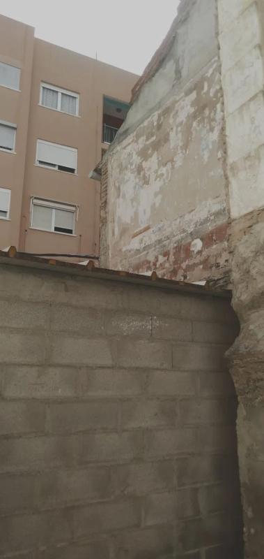 Działka na sprzedaż w Burjassot, Walencja photo 5