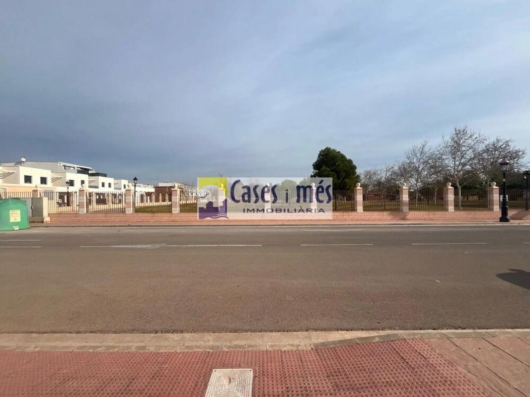 Terreno en venta en Rafelbunyol, Valencia photo 2