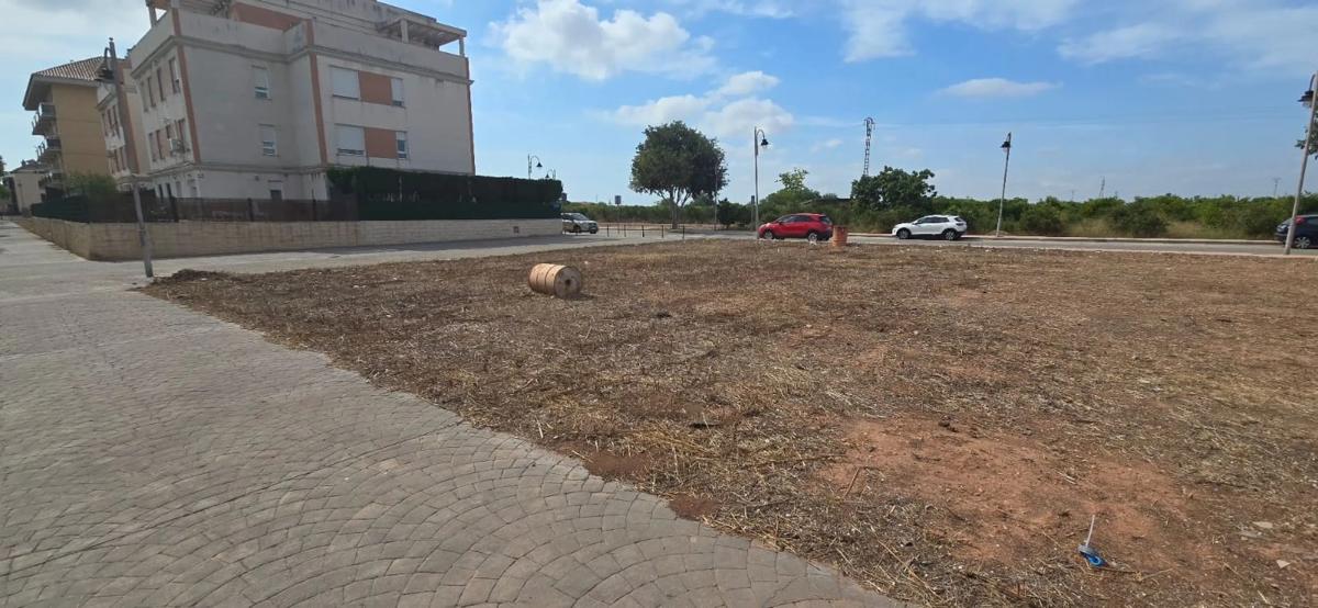 Terreno en venta en Museros, Valencia photo 2