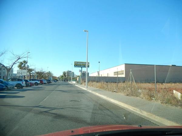 Terreno en calle Garroferes photo 1