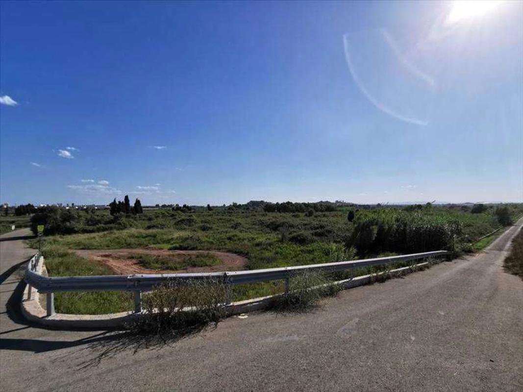 Terreno en venta en Playa Puig, Valencia photo 1