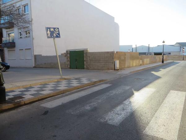 Terreno en calle Lepanto, 27 photo