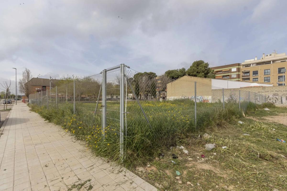 Terreno en venta en Albalat Dels Sorells, Valencia photo 2
