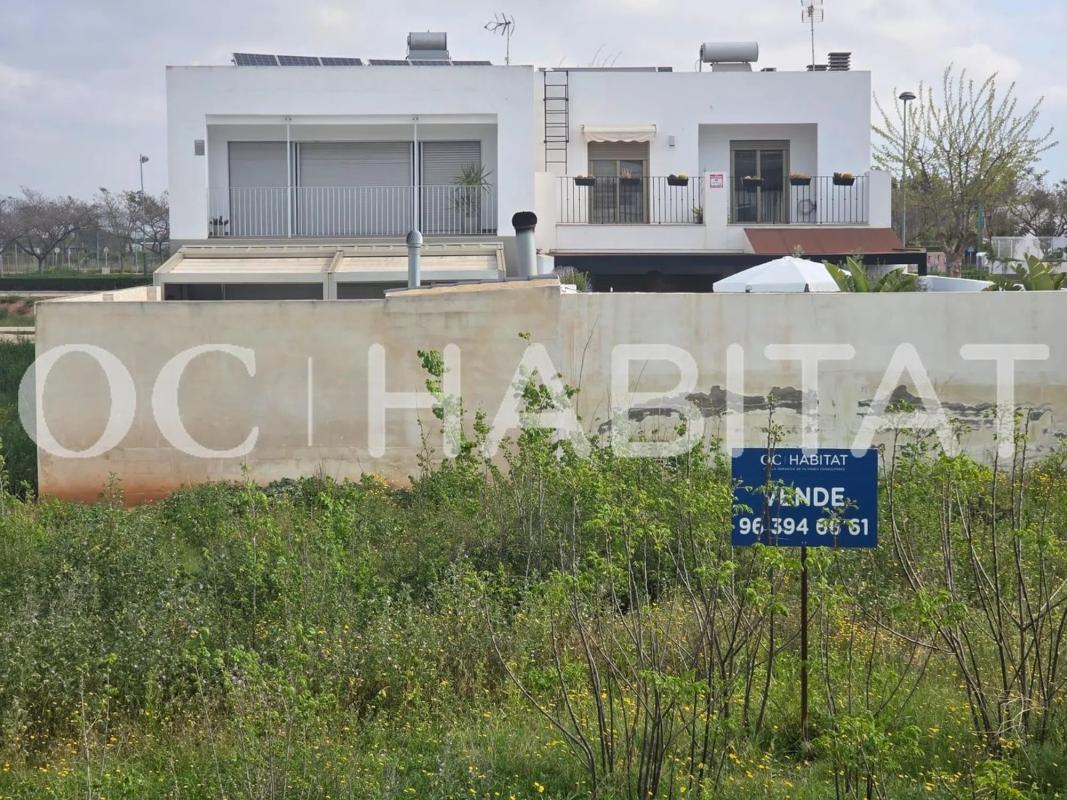 Terreno en venta en Puig, Valencia photo 1