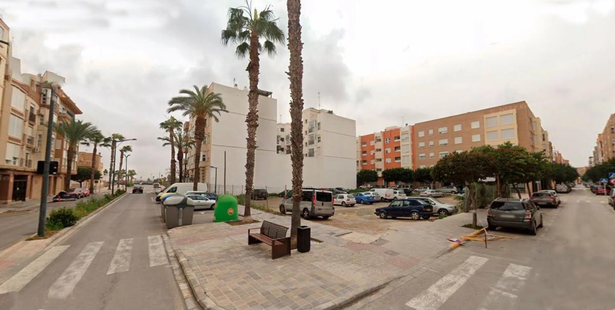 Terreno en venta en Moncada, Valencia photo 2
