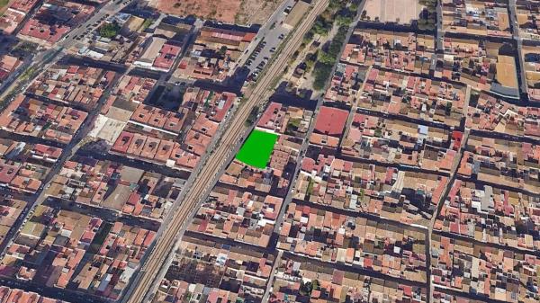 Terreno en calle 9 d'Octubre photo 1