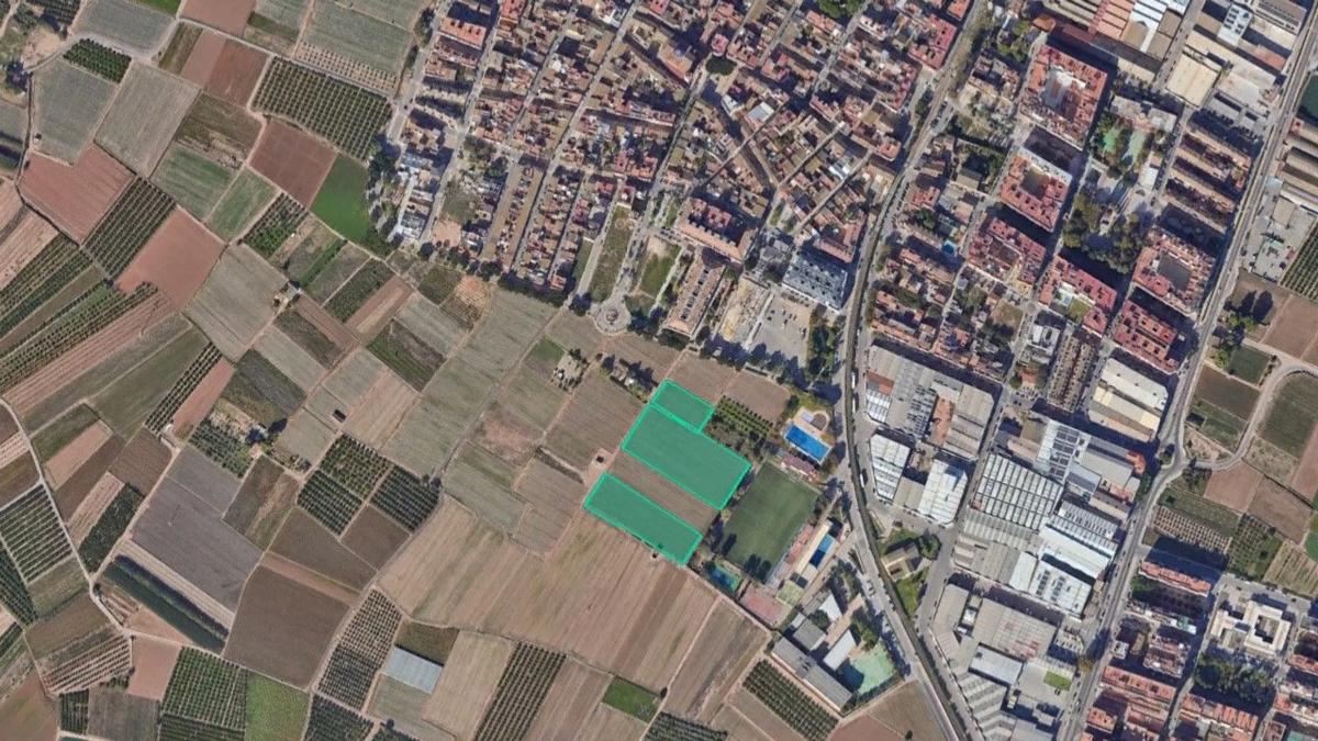 Terreno en venta en Foios, Valencia photo 2