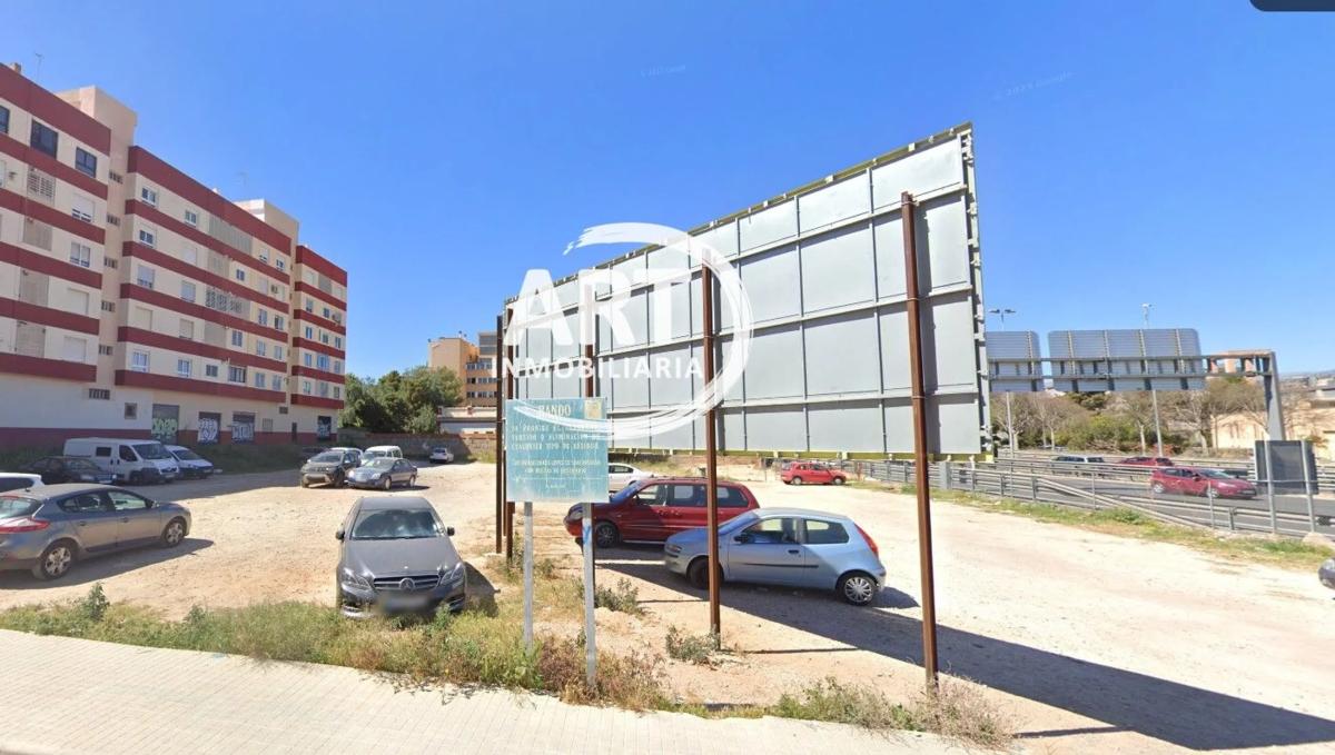 Terreno en venta en Burjassot, Valencia photo 2