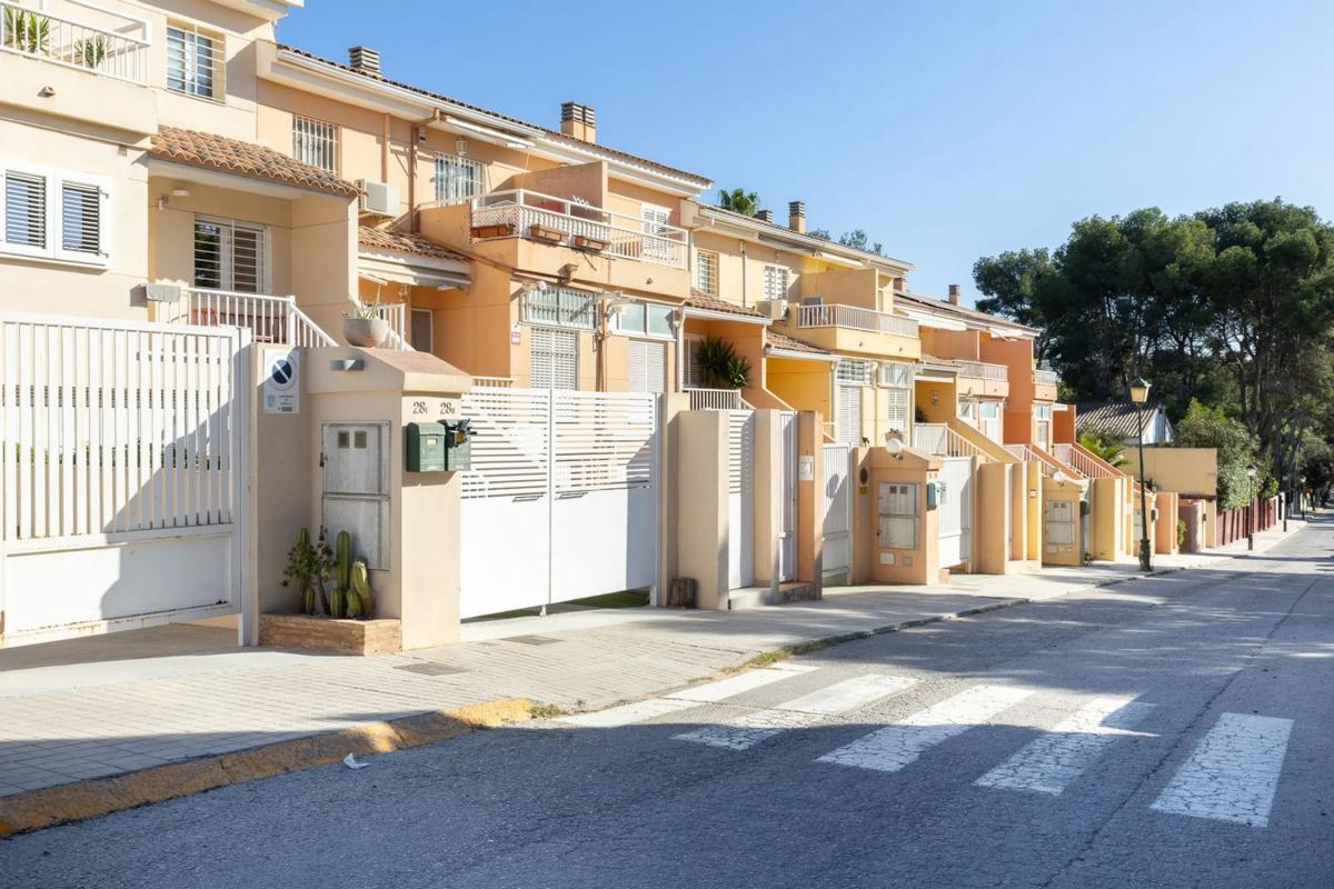 Terreno en venta en Godella, Valencia photo 3