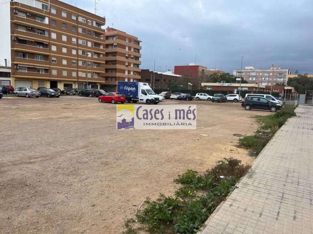 Terreno en venta en La Pobla de Farnals, Valencia photo 4