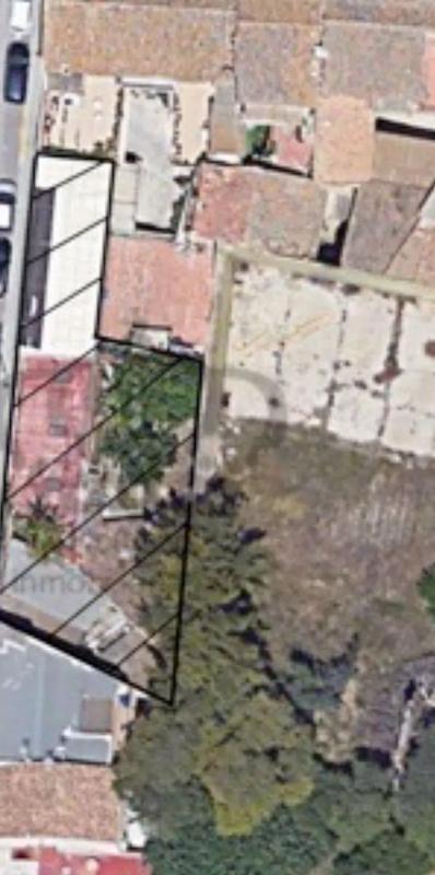 Terreno en venta en Burjassot, Valencia photo 1