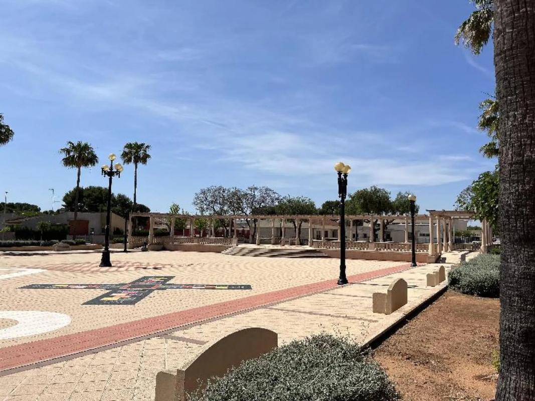 Terreno en venta en Rafelbunyol, Valencia photo 1
