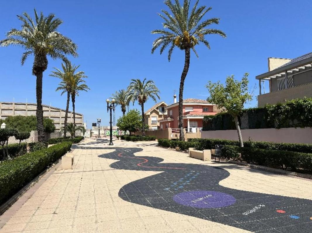 Terreno en venta en Rafelbunyol, Valencia photo 2