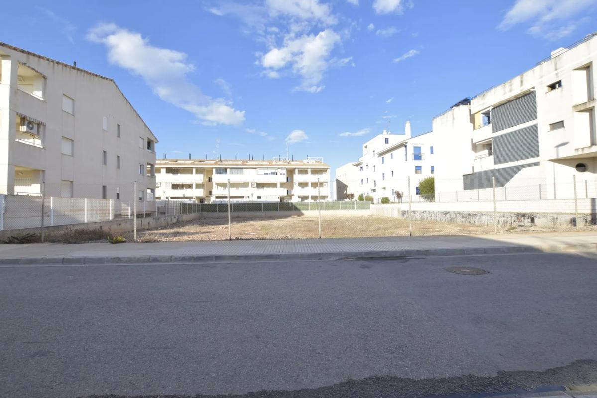 Terreno en venta en Puçol, Valencia photo 1
