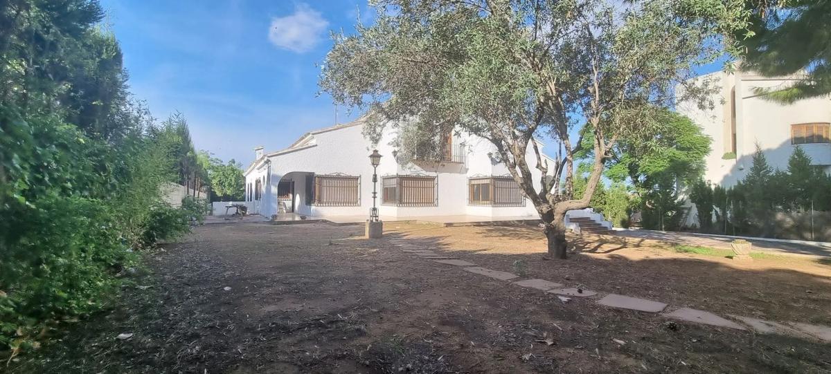 Terreno en venta en Godella, Valencia photo 3