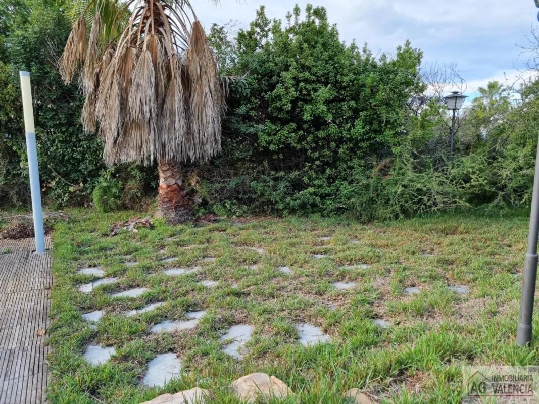 Terreno en venta en Paterna, Valencia photo 3