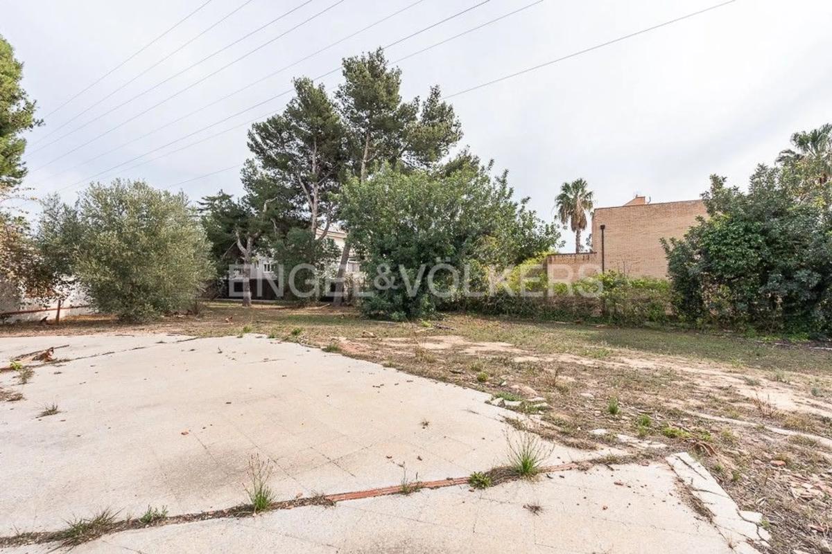 Land for sale in Godella, Valencia photo 3