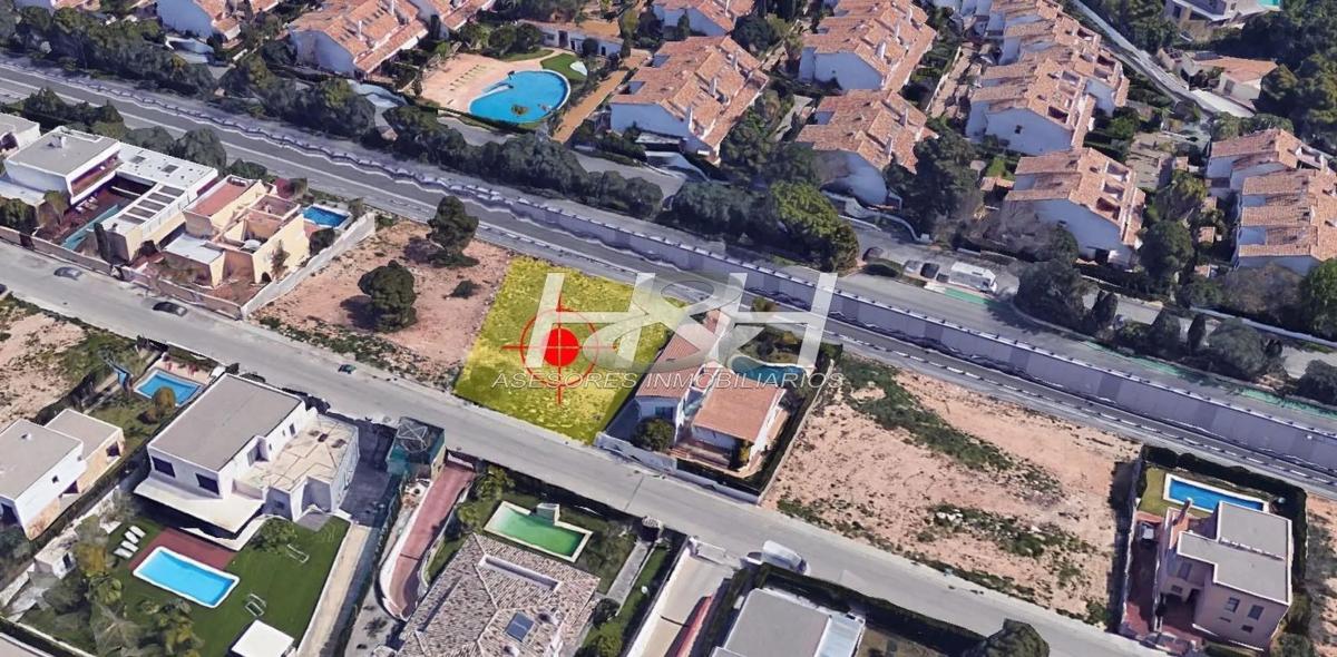 Terreno en venta en Godella, Valencia photo 1