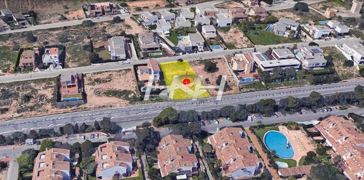 Terreno en venta en Godella, Valencia photo 2
