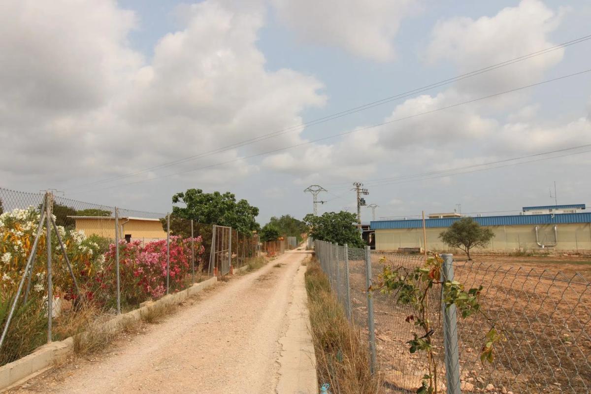 Terreno en venta en Foios, Valencia photo 2