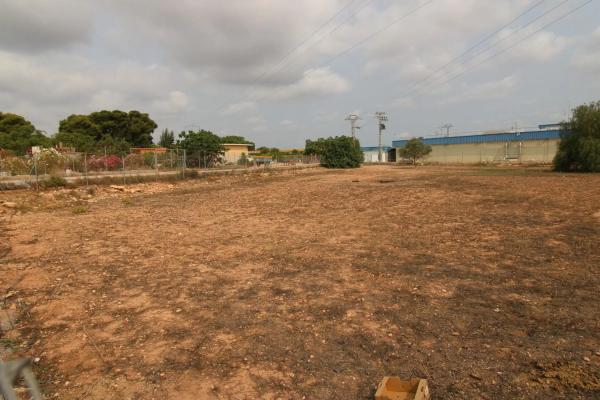 Terreno en Vía photo 3