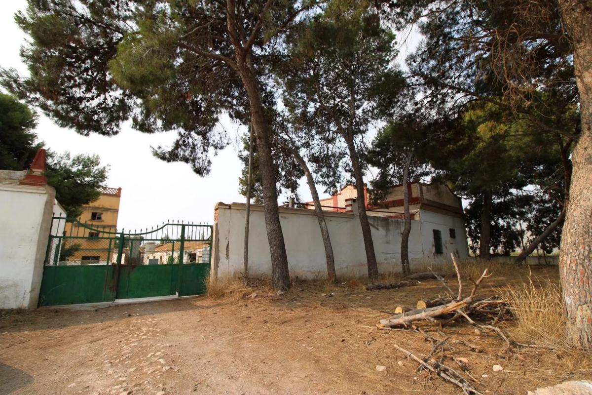 Terreno en venta en Foios, Valencia photo 2